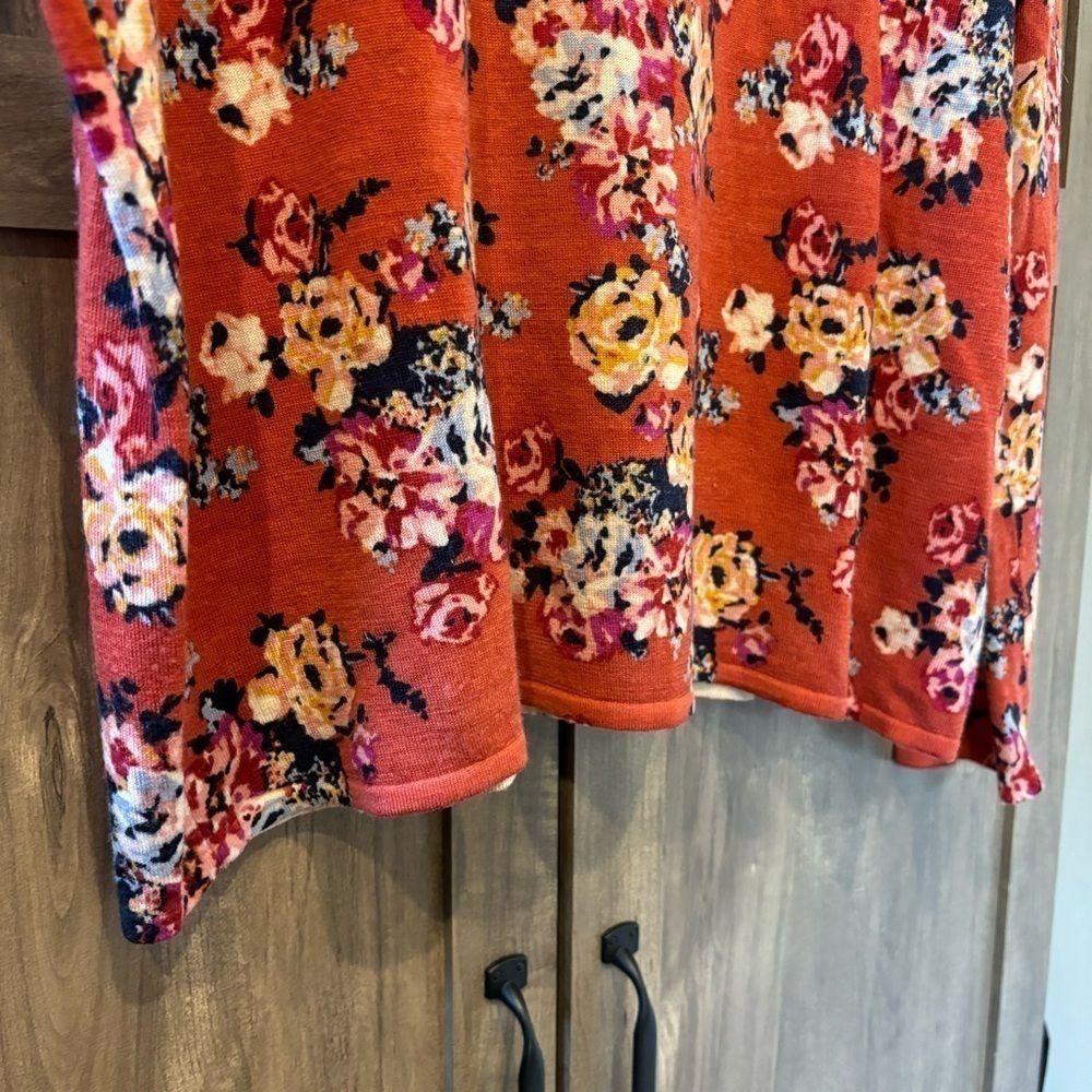 Garnet Hill Signature Eco Merino Wool Floral Boxy Sweater Medium - Picture 8 of 12